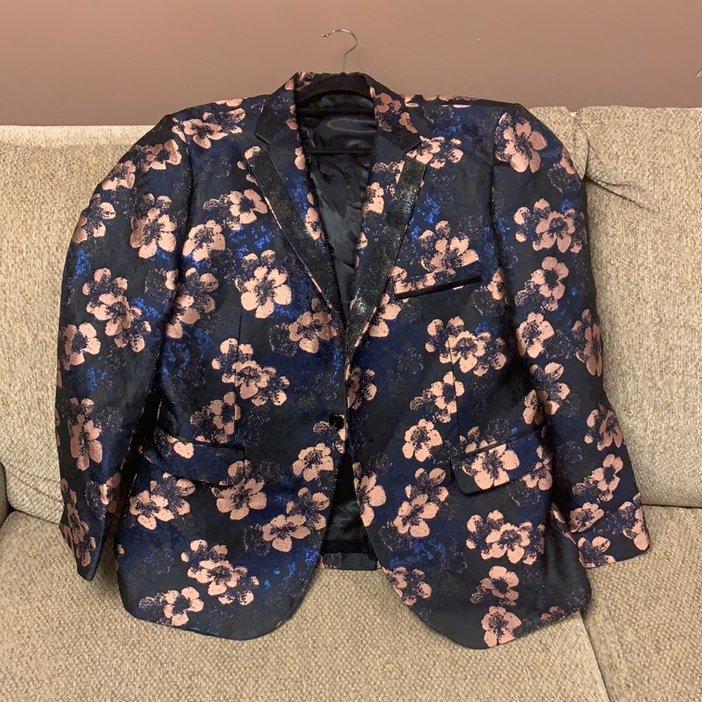 Dinner Jacket/Blazer Only Worn Once - image 1